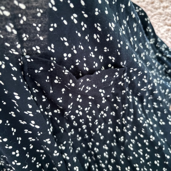 Kid’s tops bundle - Picture 6 of 10